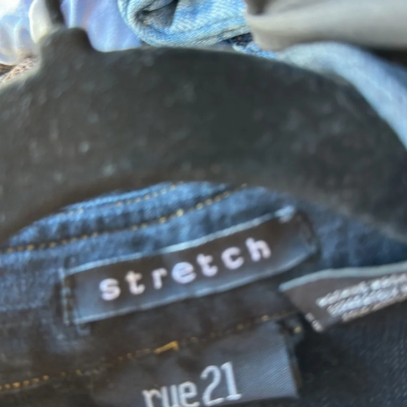 Rue21 dark wash stretch denim jacket, size L - Picture 7 of 9